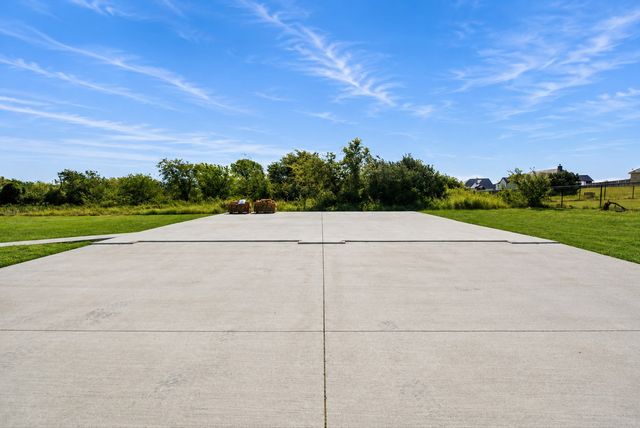 1047 Pioneer Crossing, Weatherford, TX 76088