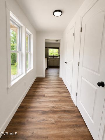220 Jenkins Hollow Road, Elizabethton, TN 37643