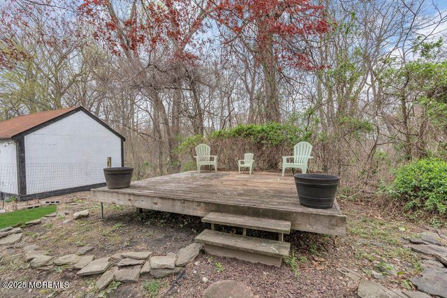 372 Casino Drive, Farmingdale, NJ 07727