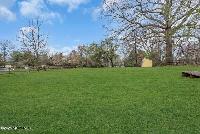 372 Casino Drive, Farmingdale, NJ 07727