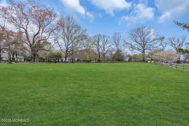 372 Casino Drive, Farmingdale, NJ 07727