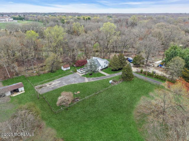 372 Casino Drive, Farmingdale, NJ 07727