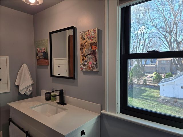 163 Rawlinson Road, Irondequoit, NY 14617