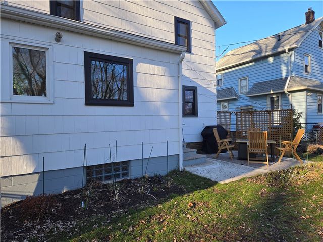 163 Rawlinson Road, Irondequoit, NY 14617