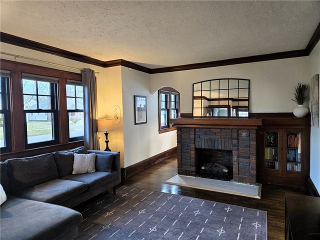 163 Rawlinson Road, Irondequoit, NY 14617