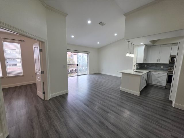 330 Las Colinas Boulevard E 466, Irving, TX 75039