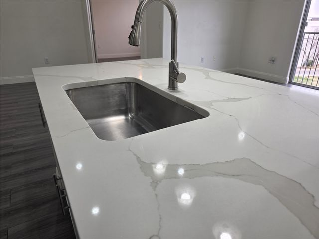 330 Las Colinas Boulevard E 466, Irving, TX 75039