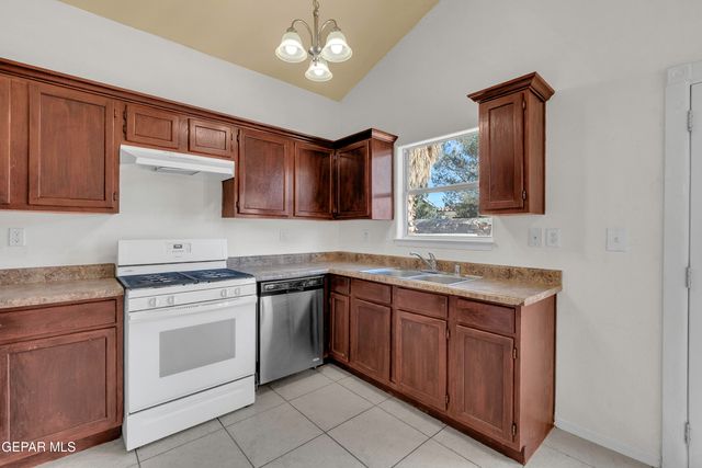 4056 TIERRA PATINO Lane, El Paso, TX 79938