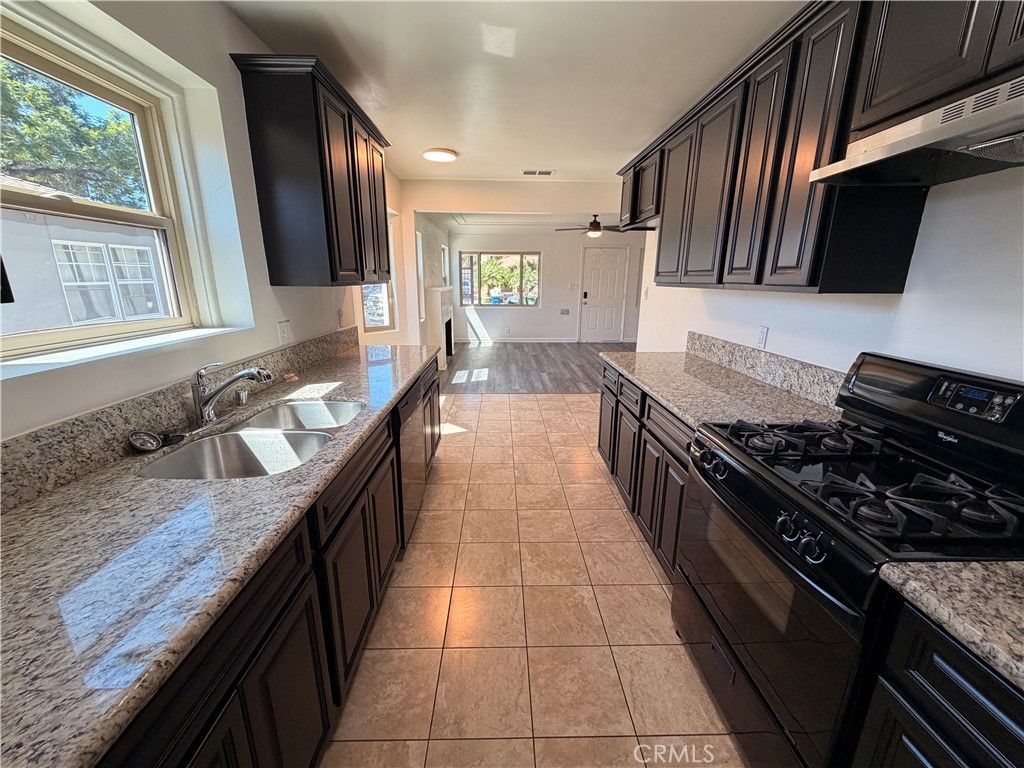 7108 Heliotrope, Bell, CA 90201 — photo 4