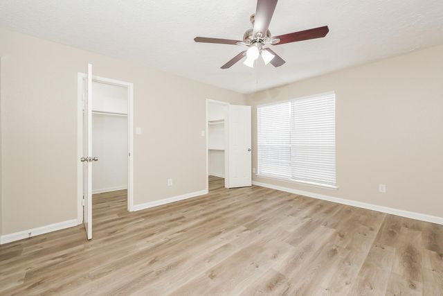 4911 Larksong Lane, Spring, TX 77388