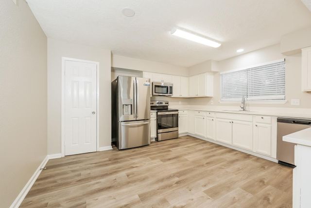 4911 Larksong Lane, Spring, TX 77388