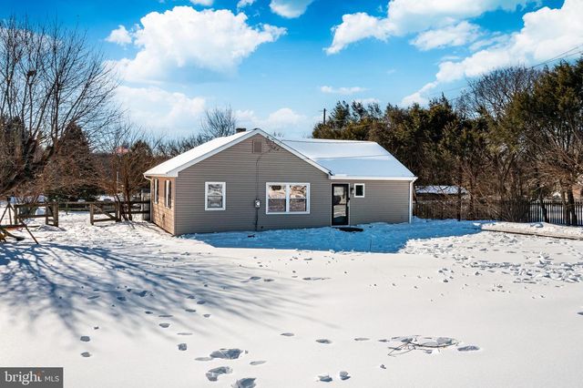 124 SADSBURY AVE, Christiana, PA 17509