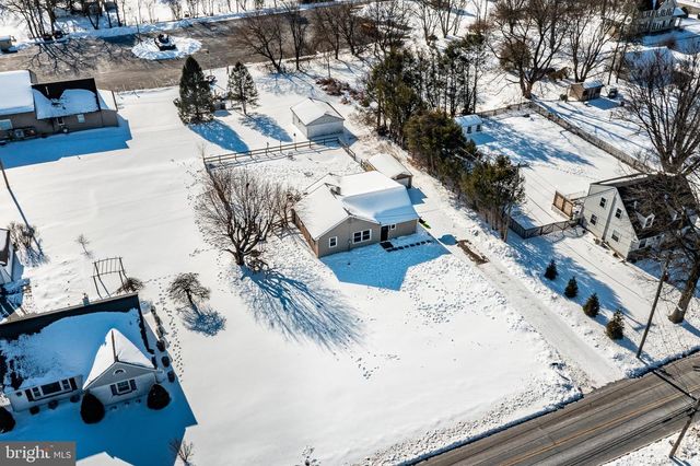 124 SADSBURY AVE, Christiana, PA 17509