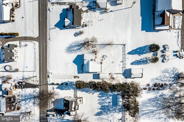 124 SADSBURY AVE, Christiana, PA 17509