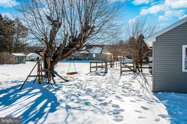 124 SADSBURY AVE, Christiana, PA 17509