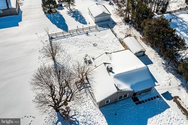 124 SADSBURY AVE, Christiana, PA 17509