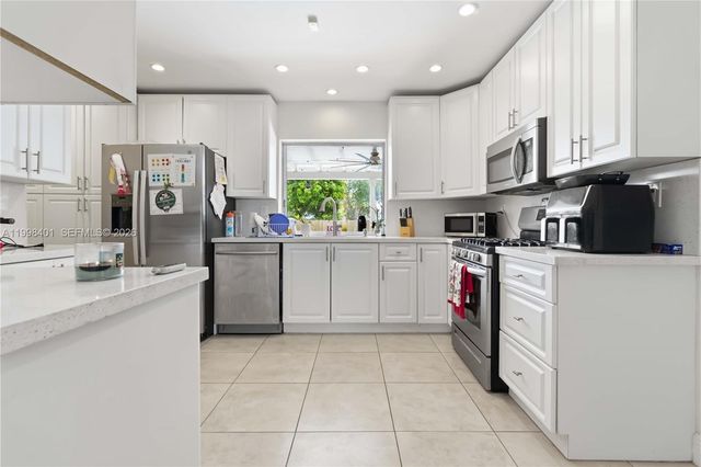 19911 SW 84th Avenue, Cutler Bay, FL 33189