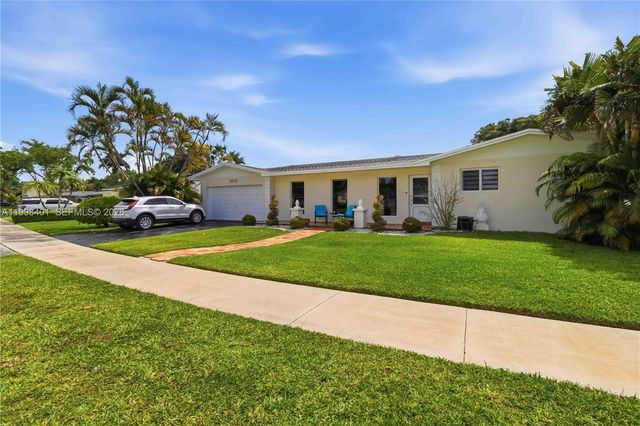 19911 SW 84th Avenue, Cutler Bay, FL 33189