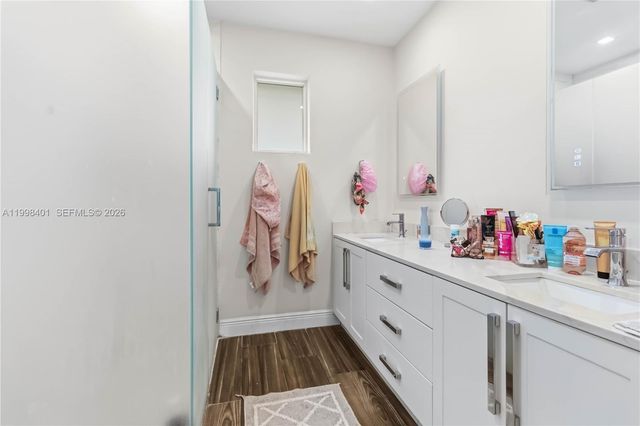 19911 SW 84th Avenue, Cutler Bay, FL 33189