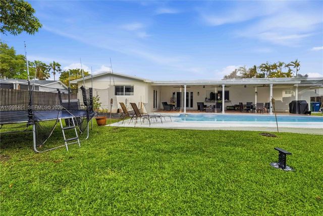 19911 SW 84th Avenue, Cutler Bay, FL 33189