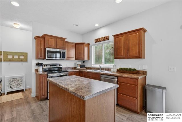 1616 N 209th Street, Elkhorn, NE 68022