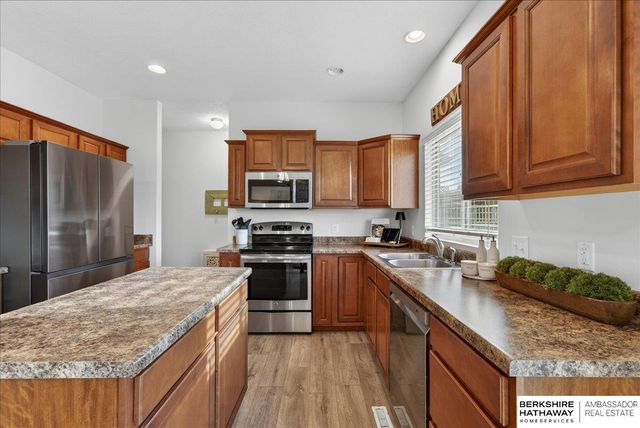 1616 N 209th Street, Elkhorn, NE 68022