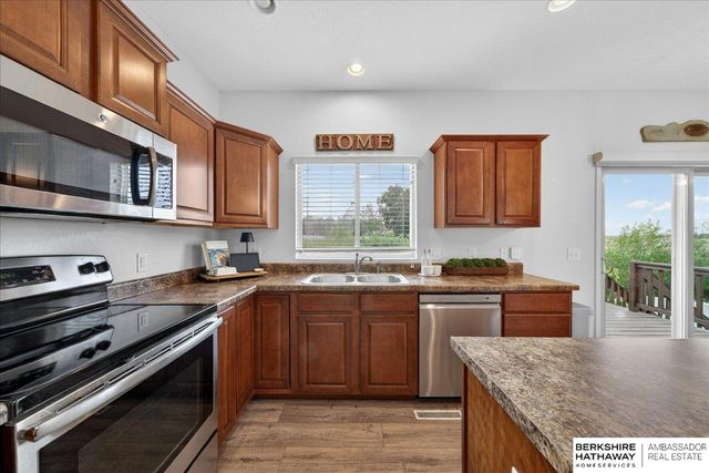 1616 N 209th Street, Elkhorn, NE 68022