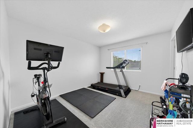 1616 N 209th Street, Elkhorn, NE 68022