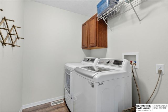 1616 N 209th Street, Elkhorn, NE 68022