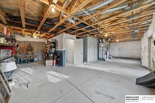 1616 N 209th Street, Elkhorn, NE 68022