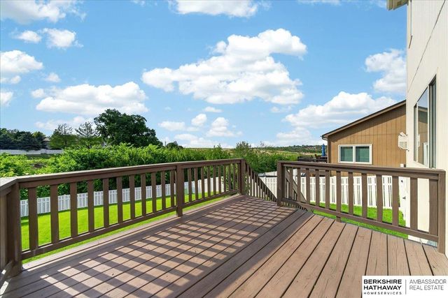 1616 N 209th Street, Elkhorn, NE 68022