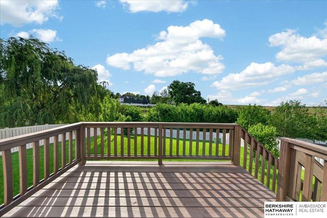 1616 N 209th Street, Elkhorn, NE 68022
