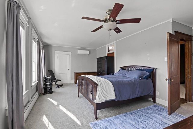 300 N MAPLE STREET, Black Creek, WI 54106