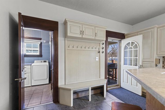 300 N MAPLE STREET, Black Creek, WI 54106