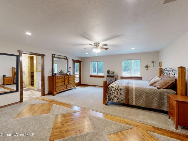 10570 E FAR CRY RD, Athol, ID 83801
