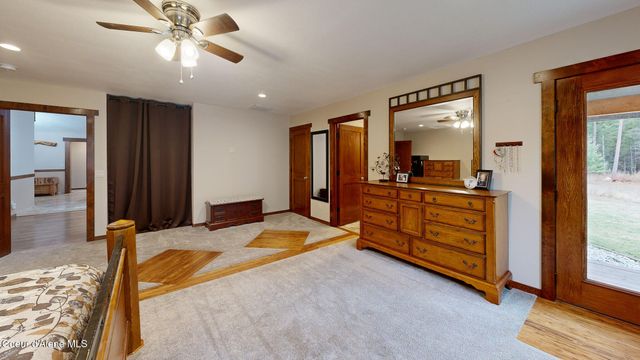 10570 E FAR CRY RD, Athol, ID 83801