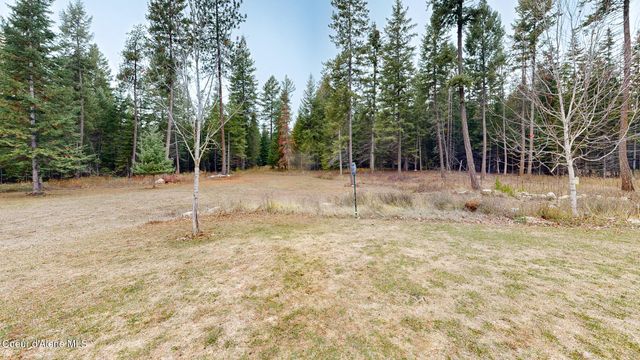 10570 E FAR CRY RD, Athol, ID 83801