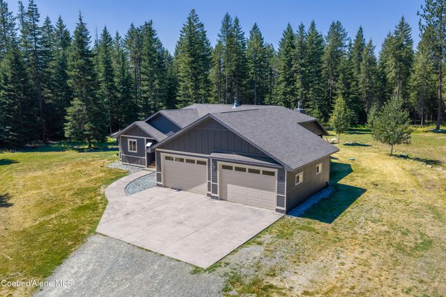 10570 E FAR CRY RD, Athol, ID 83801