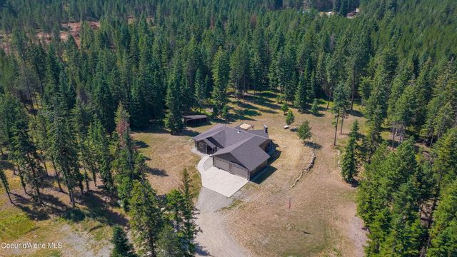 10570 E FAR CRY RD, Athol, ID 83801