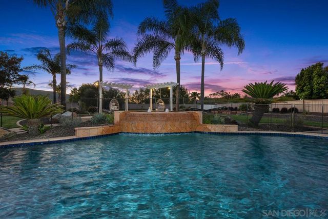 1751 Victoria Way, San Marcos, CA 92069