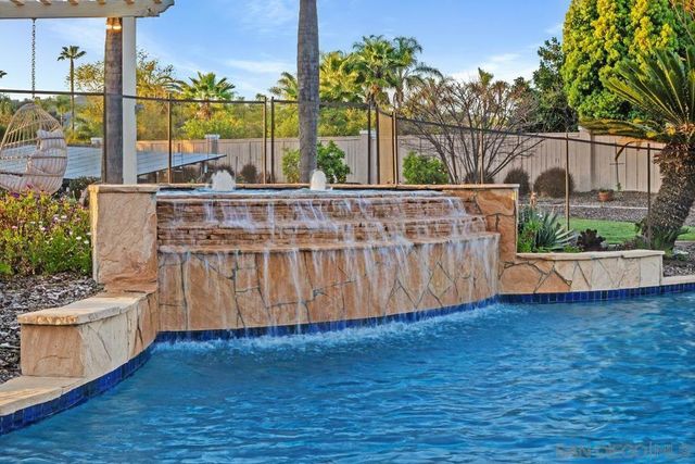 1751 Victoria Way, San Marcos, CA 92069