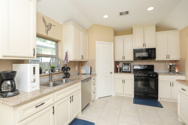 6615 Goldspier Street, Houston, TX 77091