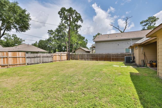 6615 Goldspier Street, Houston, TX 77091