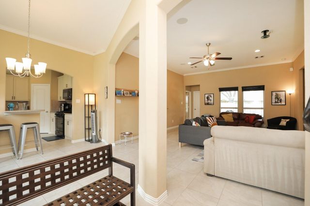 6615 Goldspier Street, Houston, TX 77091