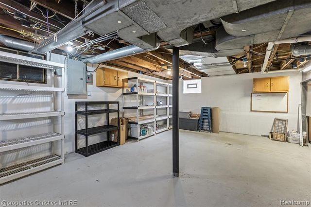 272 Arthur Street, Plymouth, MI 48170