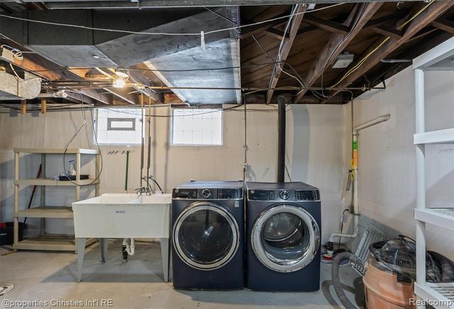 272 Arthur Street, Plymouth, MI 48170