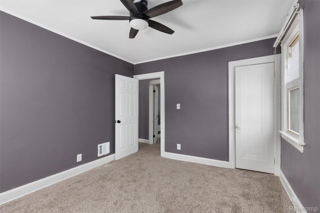 18439 Alcoy Street, Detroit, MI 48205