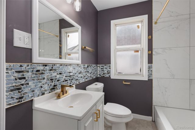 18439 Alcoy Street, Detroit, MI 48205