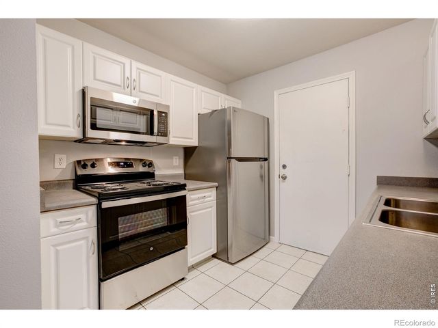 725 Columbine Drive, Windsor, CO 80550