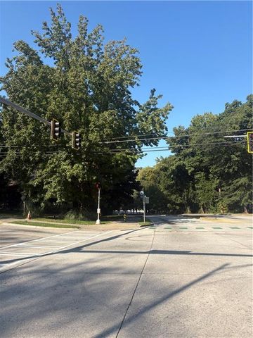 1770 W Forrest Ave, East Point, GA 30344